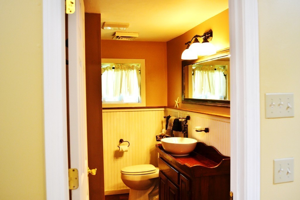 3 Willow Road Halifax, MA 02338 - Photo 13 of 17 Gallery Image 13