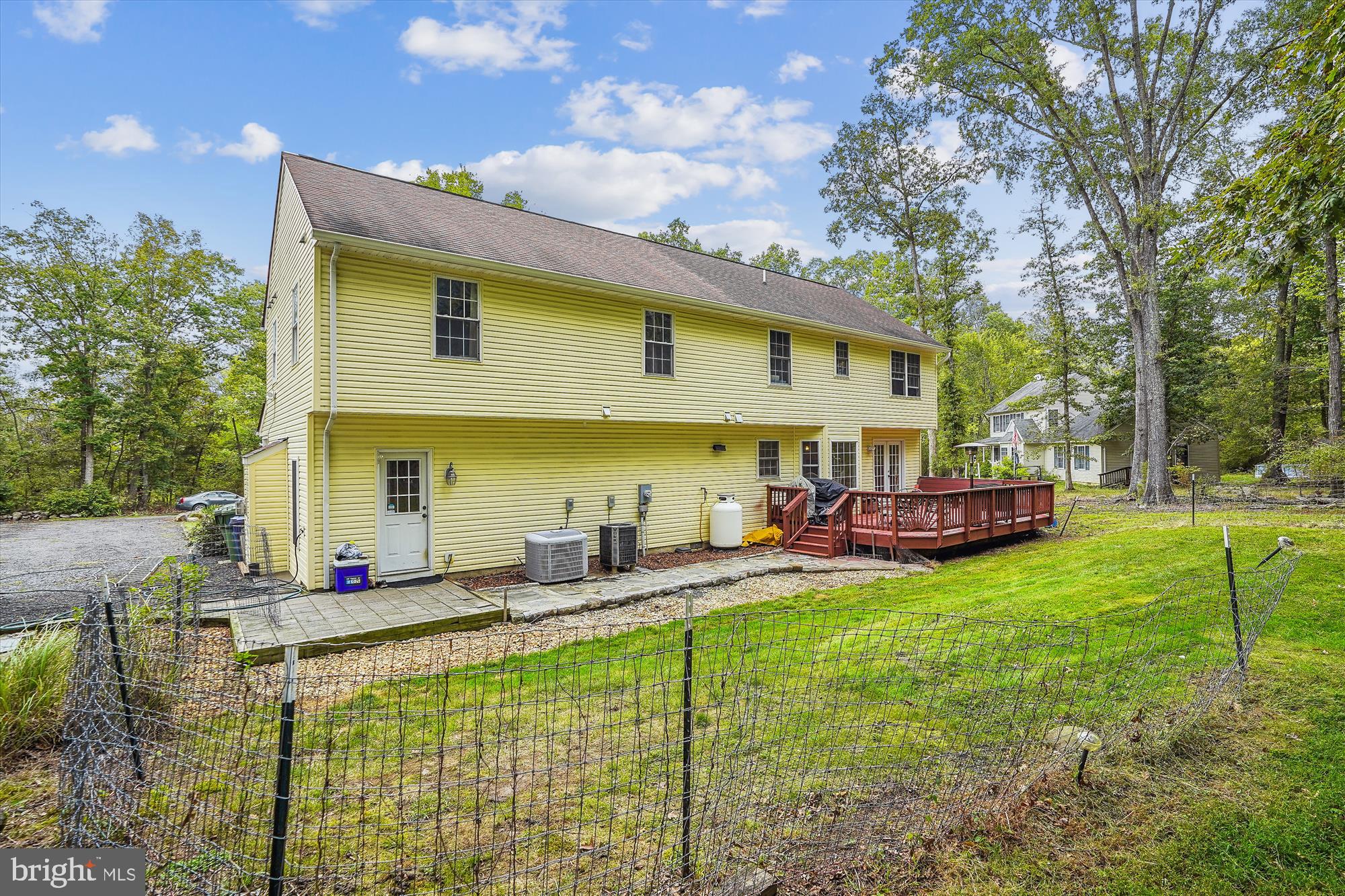 12251 Davis Road Remington, VA 22734 - Photo 5 of 43 Back Elevation