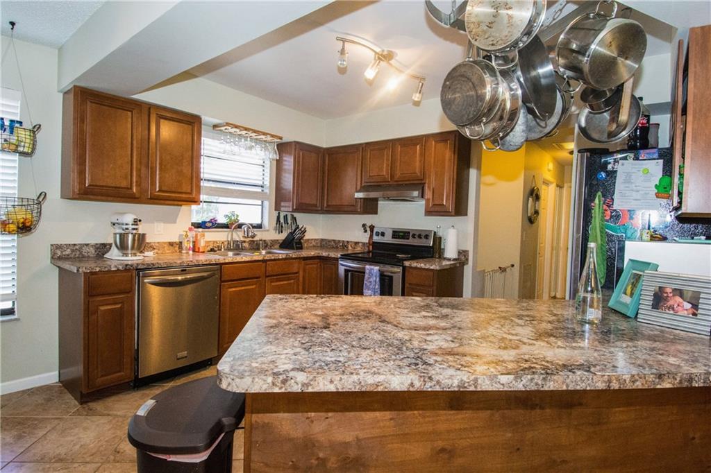 4269 Southeast Robertson Road Stuart, FL 34997 - Photo 13 of 37 Gallery Image 13