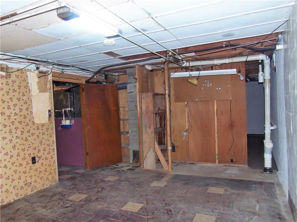 219 Ridge Avenue Freedom, PA 15042 - Photo 22 of 22 Lower level workshop area.