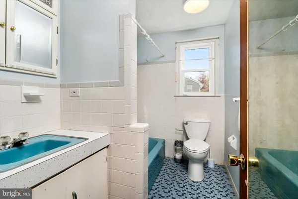 $550,000 | 44 Wagon Bridge Run, Moorestown, NJ 08057