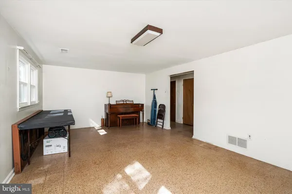$550,000 | 44 Wagon Bridge Run, Moorestown, NJ 08057
