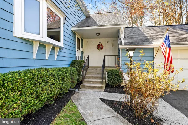 $550,000 | 44 Wagon Bridge Run, Moorestown, NJ 08057