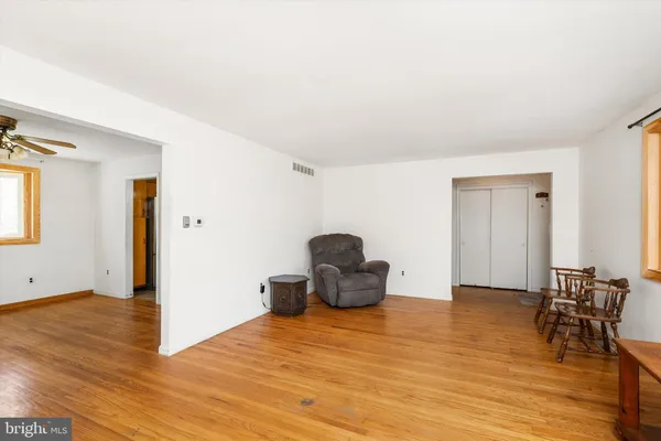 $550,000 | 44 Wagon Bridge Run, Moorestown, NJ 08057