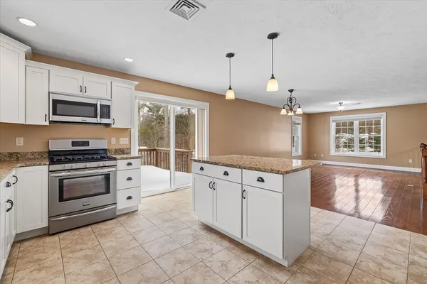 $425,000 | 224 A Worcester Road, Unit A, Westminster, MA 01473