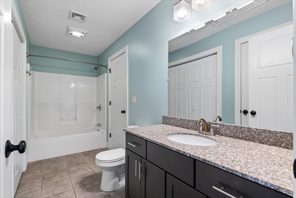 224 A Worcester Road, Unit A Westminster, MA 01473 - Photo 19 of 32