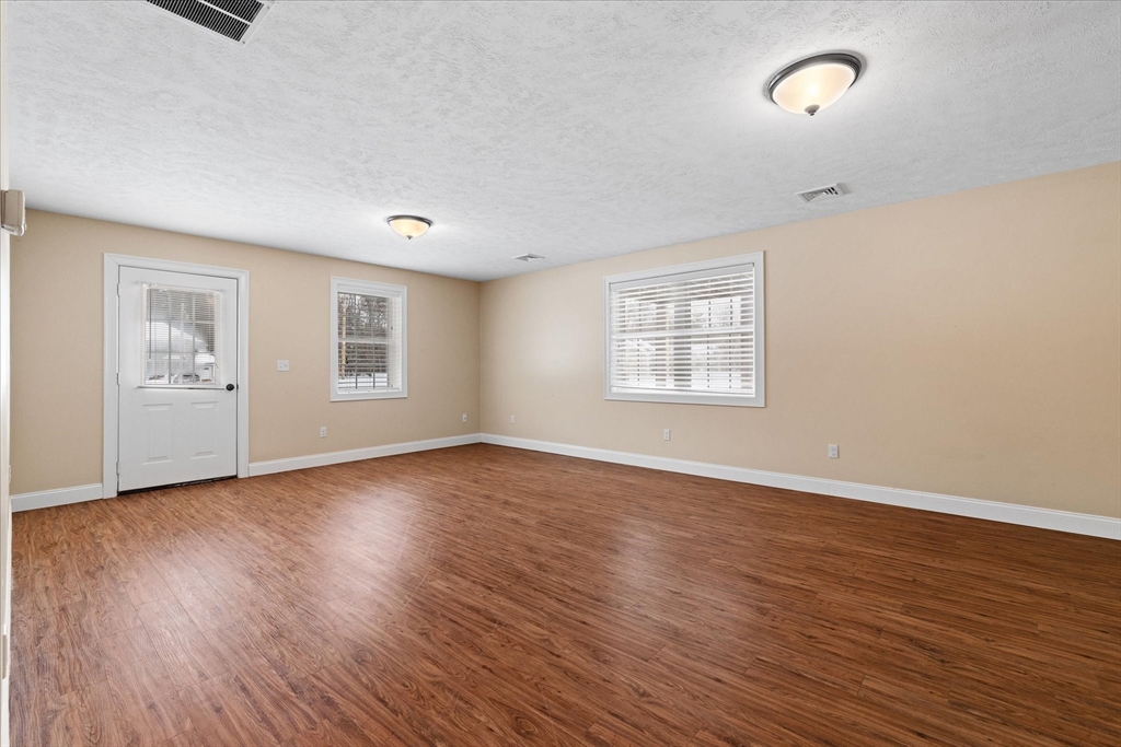 224 A Worcester Road, Unit A Westminster, MA 01473 - Photo 21 of 32