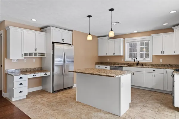 $425,000 | 224 A Worcester Road, Unit A, Westminster, MA 01473