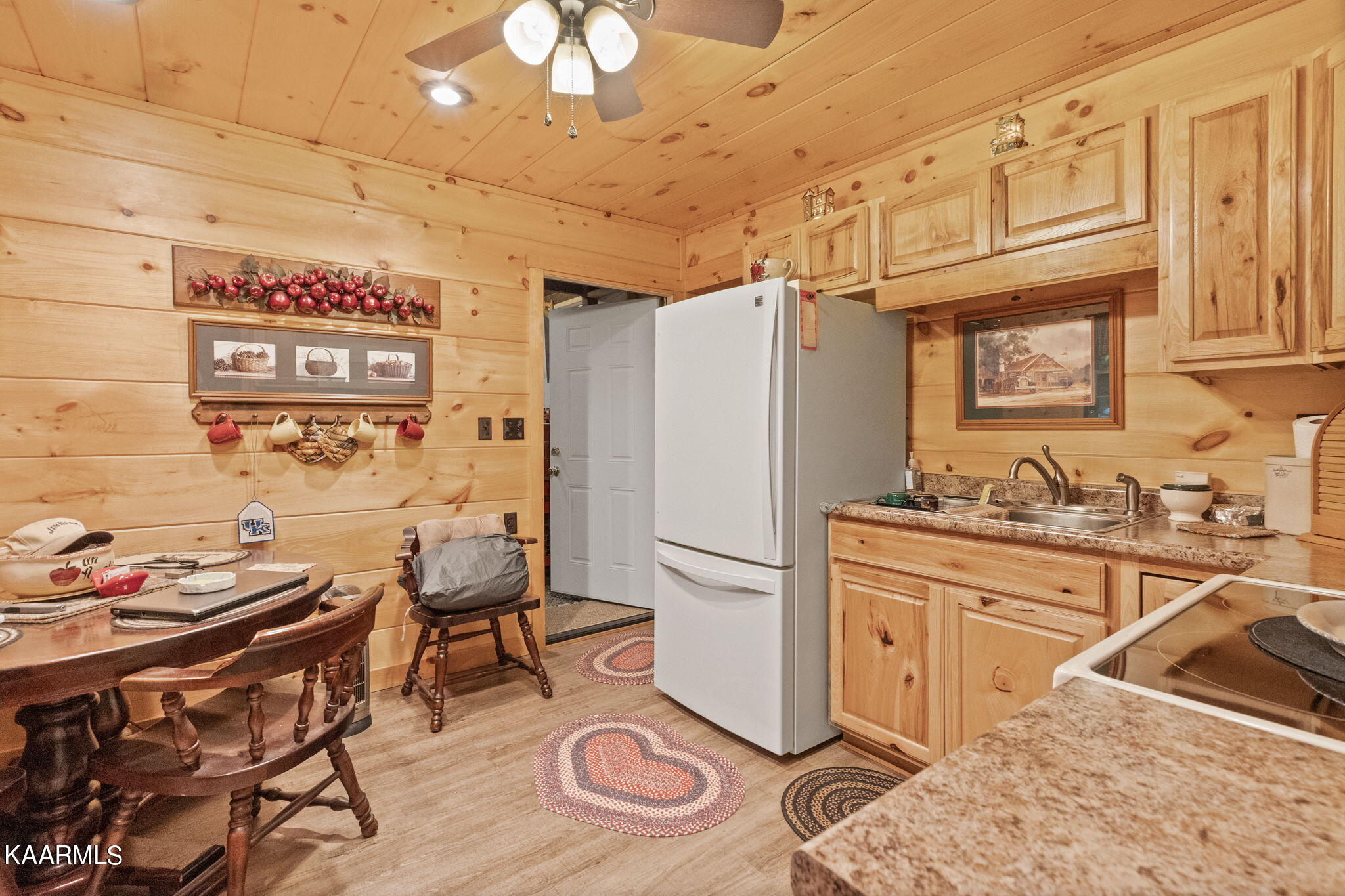 470 Highway 107 Del Rio, TN 37727 - Photo 22 of 26 31-web-or-mls-217A9134