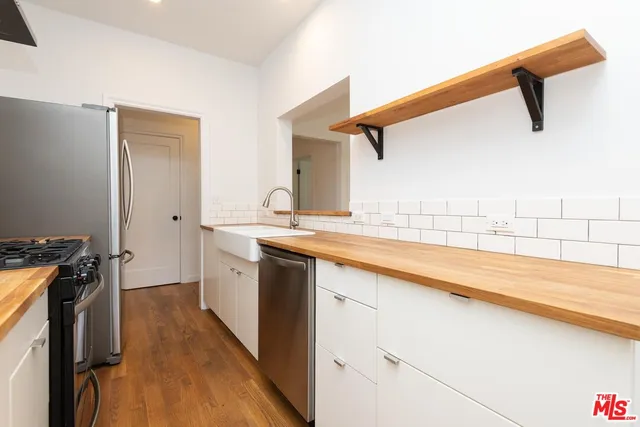 $3,395 | 900 South Orange Grove Avenue, Unit 103, Los Angeles, CA 90036