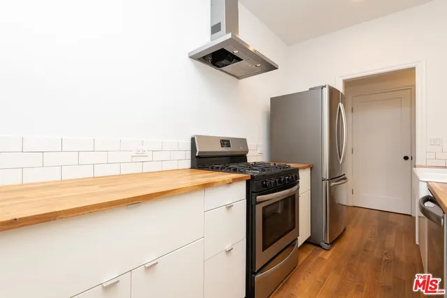 $3,395 | 900 South Orange Grove Avenue, Unit 103, Los Angeles, CA 90036