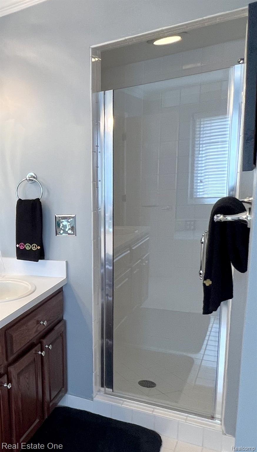 2014 Mapleridge Road Rochester, MI 48309 - Photo 32 of 53 32.jpeg