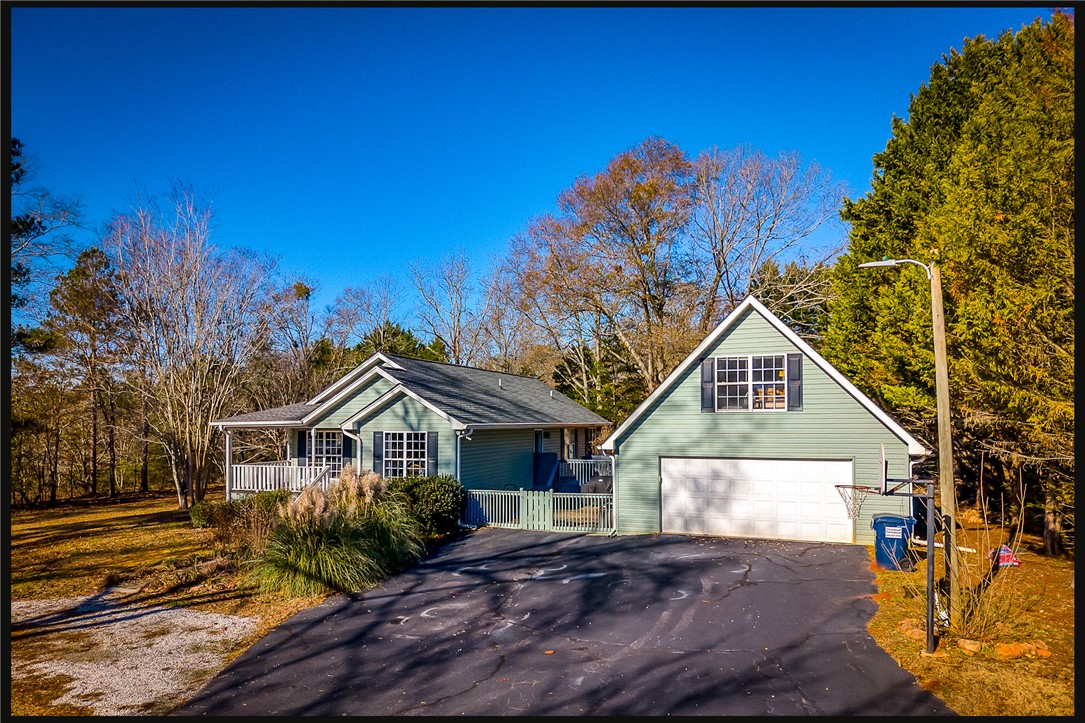 116 Elliott Drive Seneca, SC 29678 - Photo 5 of 35
