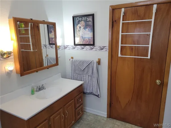 $250,000 | 1876 Pallister Avenue, Somerset, NY 14012