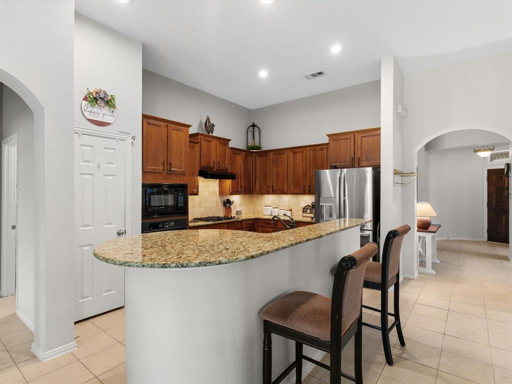 8156 Rock Elm Road Fort Worth, TX 76131 - Photo 11 of 40