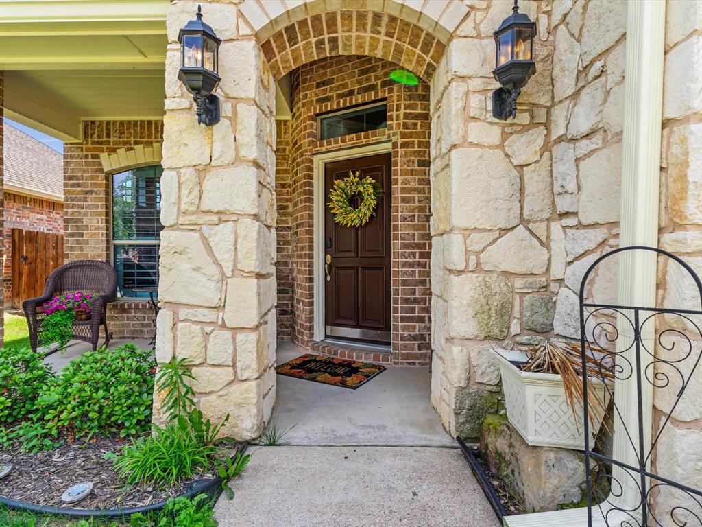 8156 Rock Elm Road Fort Worth, TX 76131 - Photo 5 of 40