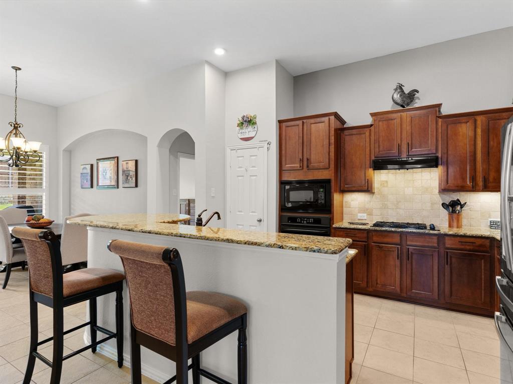 8156 Rock Elm Road Fort Worth, TX 76131 - Photo 10 of 40