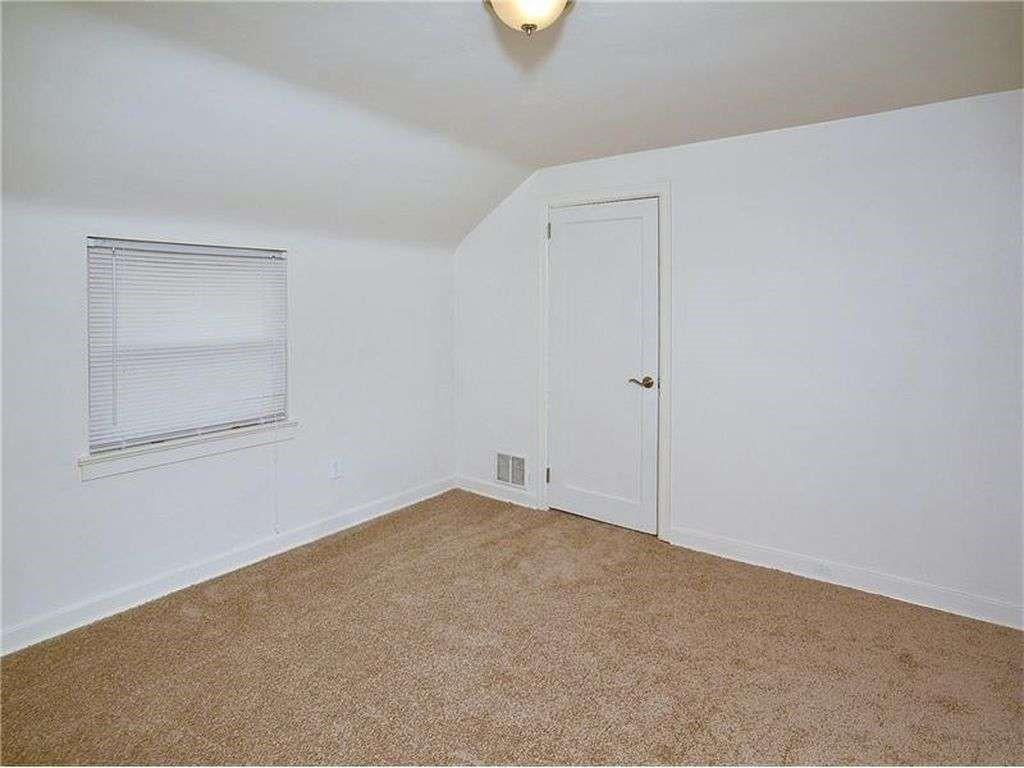 3013 Laketon Road Pittsburgh, PA 15235 - Photo 11 of 17 Gallery Image 11