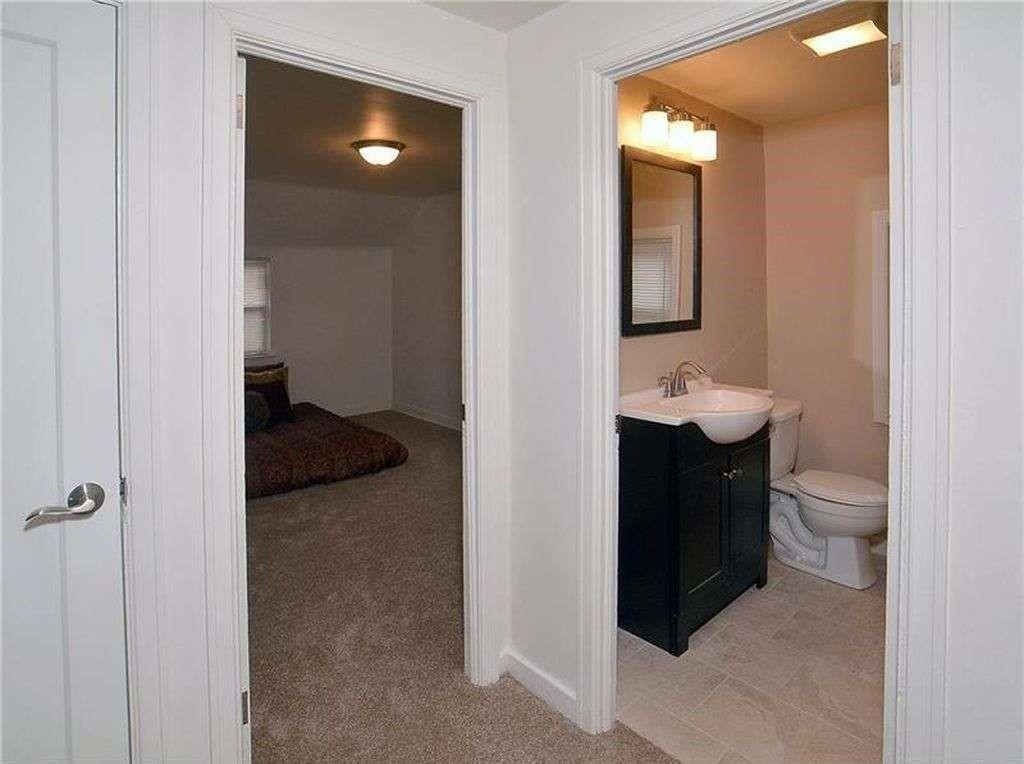 3013 Laketon Road Pittsburgh, PA 15235 - Photo 13 of 17 Gallery Image 13