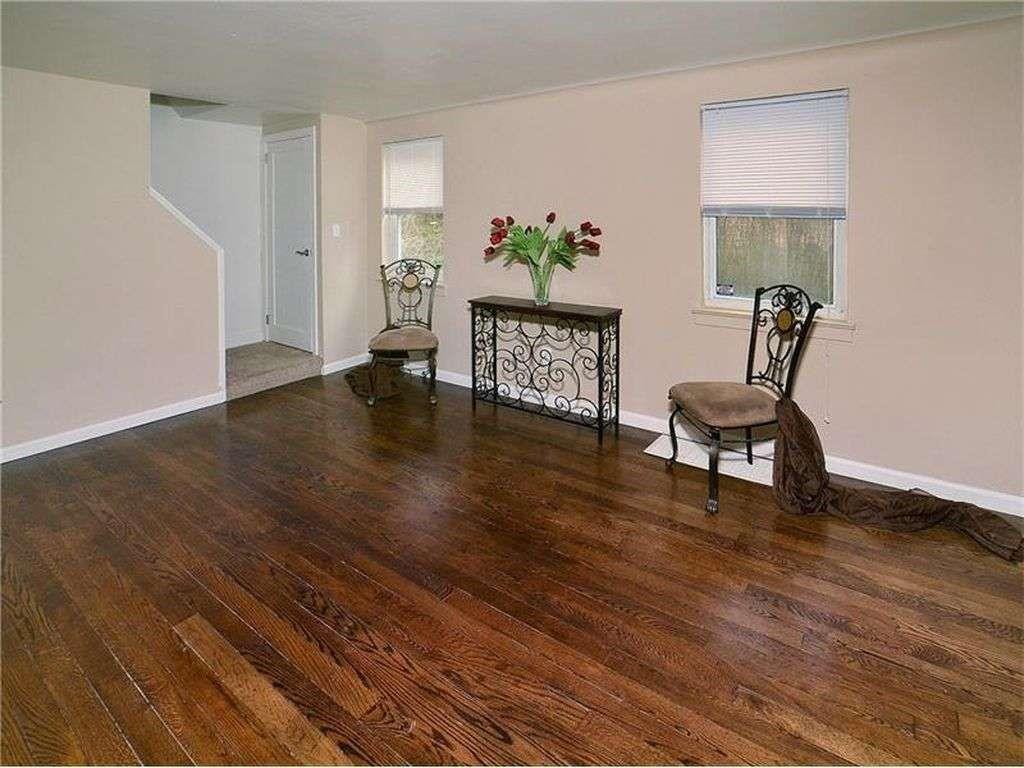 3013 Laketon Road Pittsburgh, PA 15235 - Photo 3 of 17 Gallery Image 3