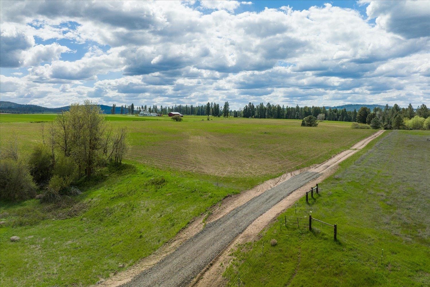 24000 North Dalton Road Deer Park, WA 99006 - Photo 5 of 22