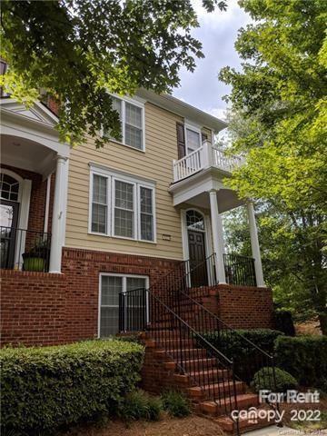 827 Granby Drive Fort Mill, SC 29708 - Photo 1 of 11 Gallery Image 1