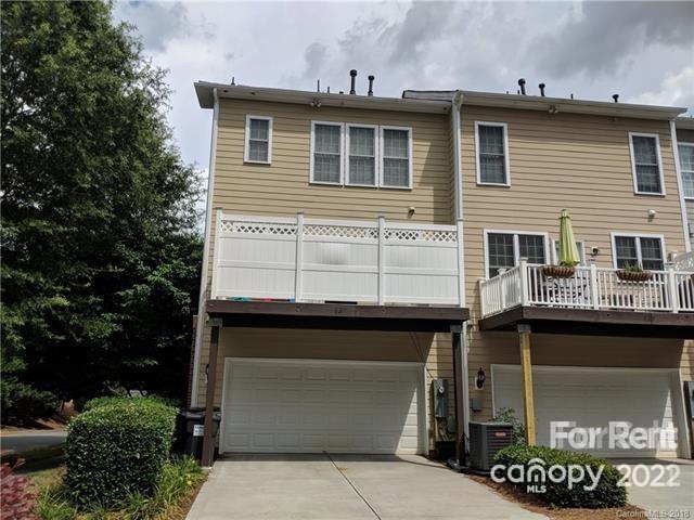 827 Granby Drive Fort Mill, SC 29708 - Photo 4 of 11 Gallery Image 4