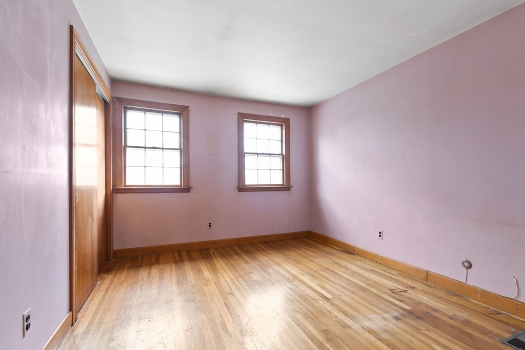 7 Dean Road Milton, MA 02186 - Photo 16 of 28 Gallery Image 16