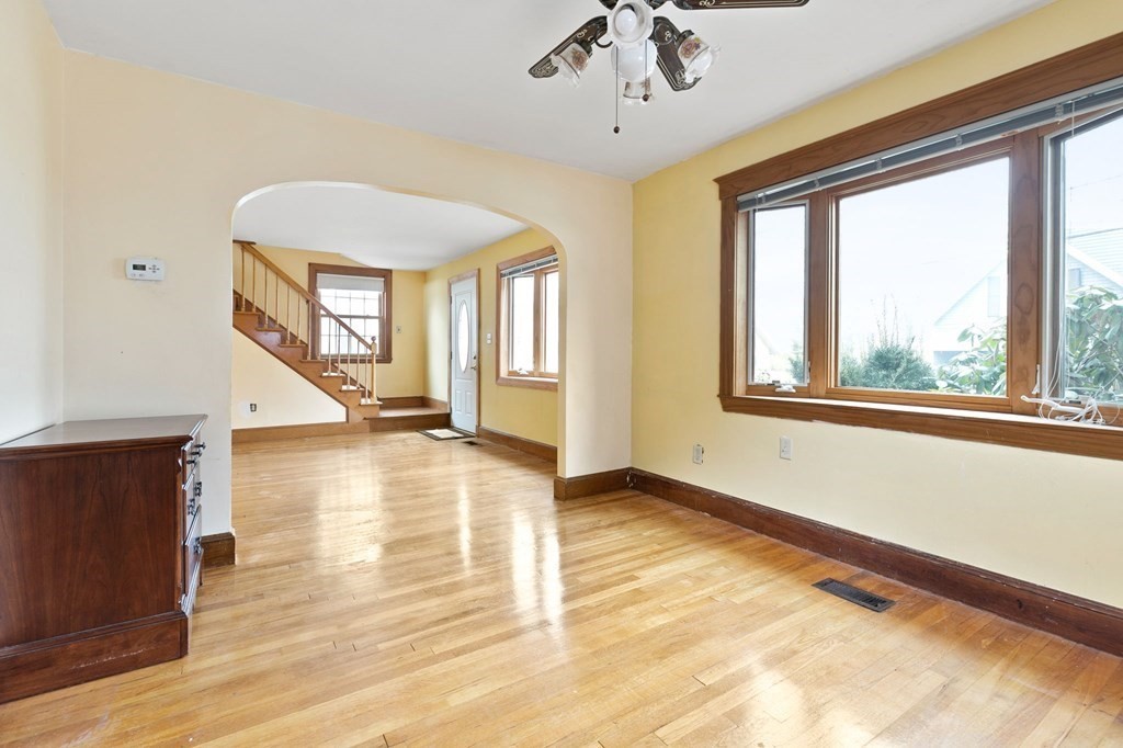 7 Dean Road Milton, MA 02186 - Photo 7 of 28 Gallery Image 7