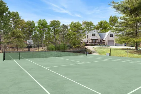 Undisclosed Address, East Hampton, NY 11937