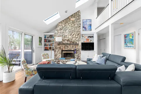 Undisclosed Address, East Hampton, NY 11937