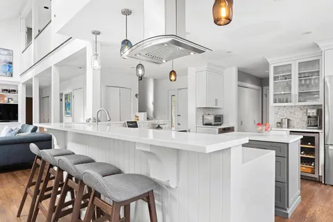 Undisclosed Address, East Hampton, NY 11937