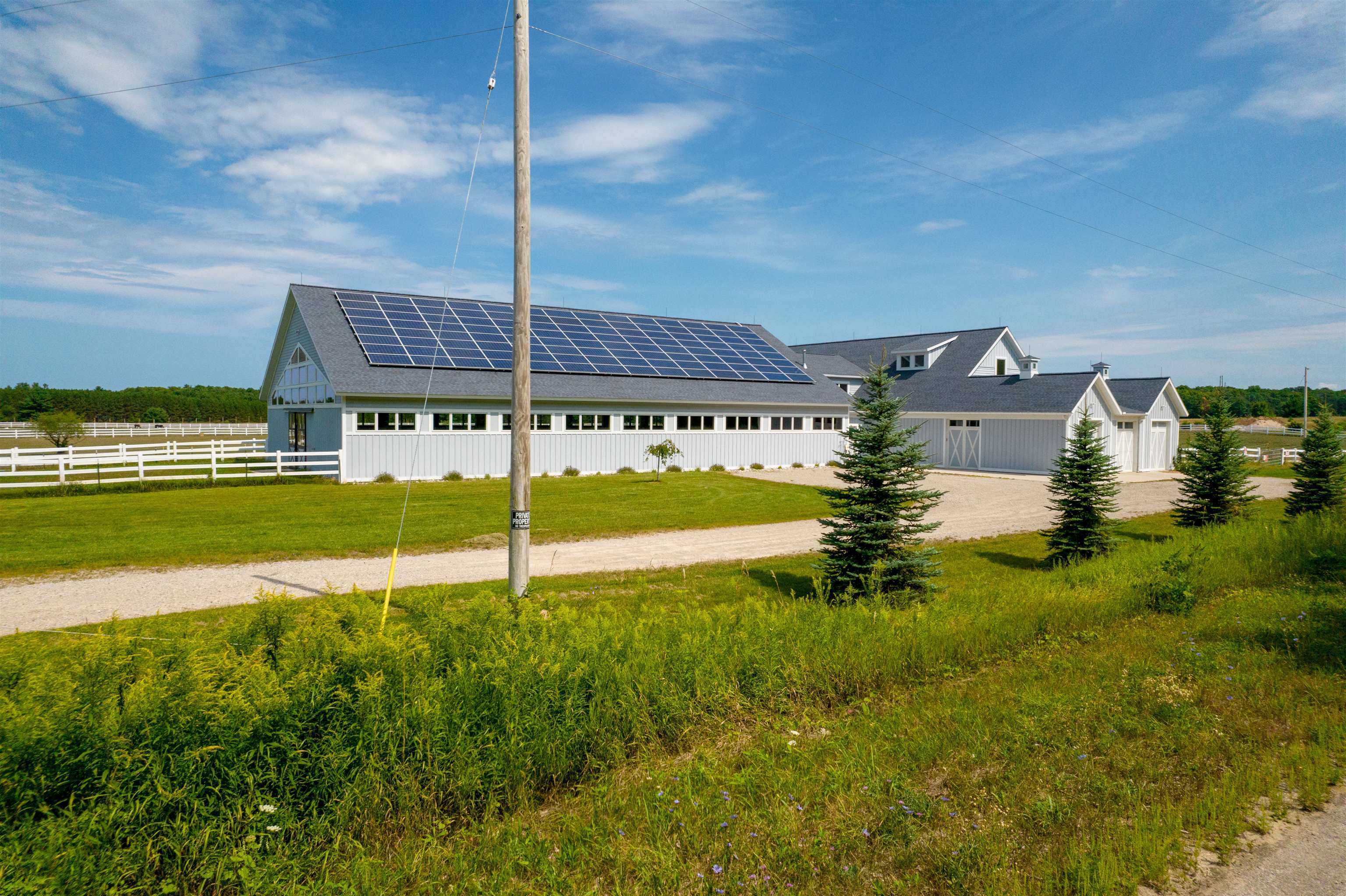 3619 Tompkins Road Traverse City, MI 49686 - Photo 14 of 68