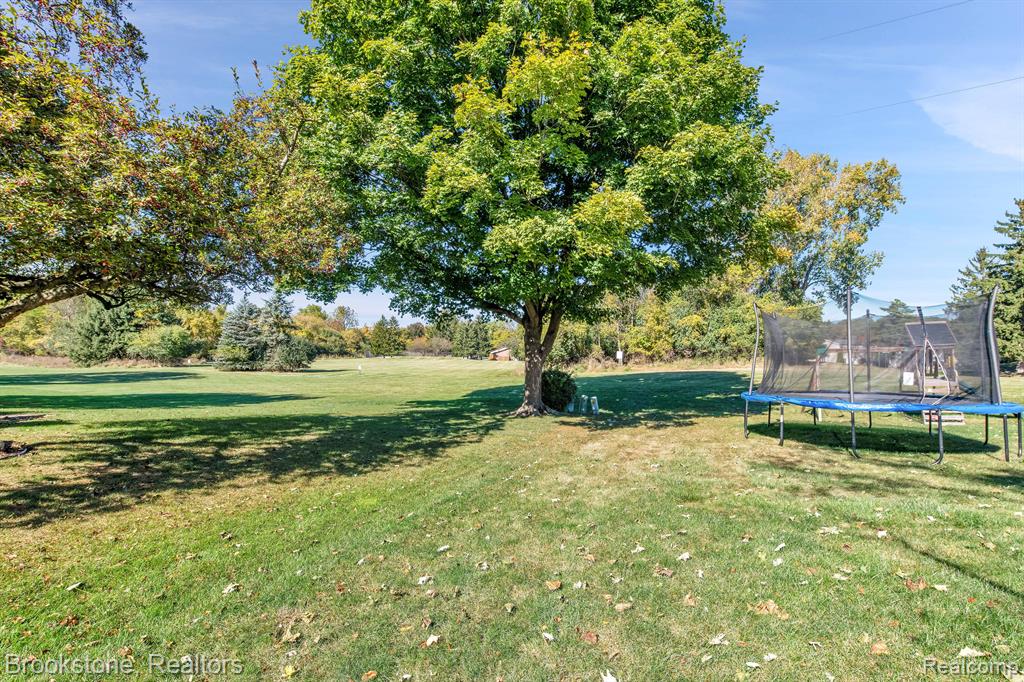 700 Denham Lane Rochester Hills, MI 48307 - Photo 38 of 56
