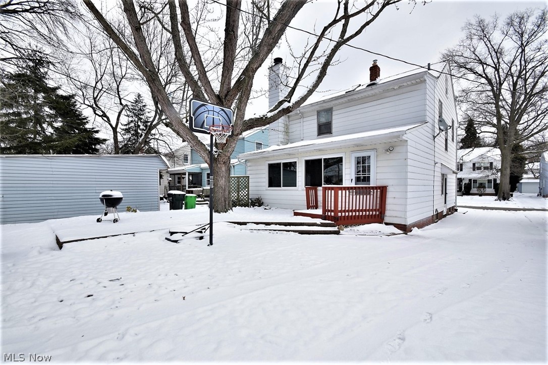 1054 Avondale Road Cleveland, OH 44121 - Photo 29 of 31