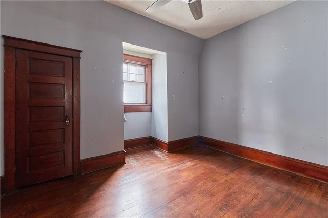 $185,000 | 3129 Central Street, Kansas City, MO 64111