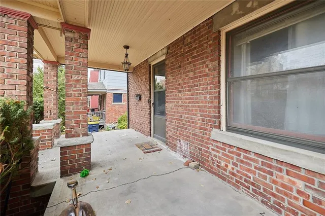$185,000 | 3129 Central Street, Kansas City, MO 64111