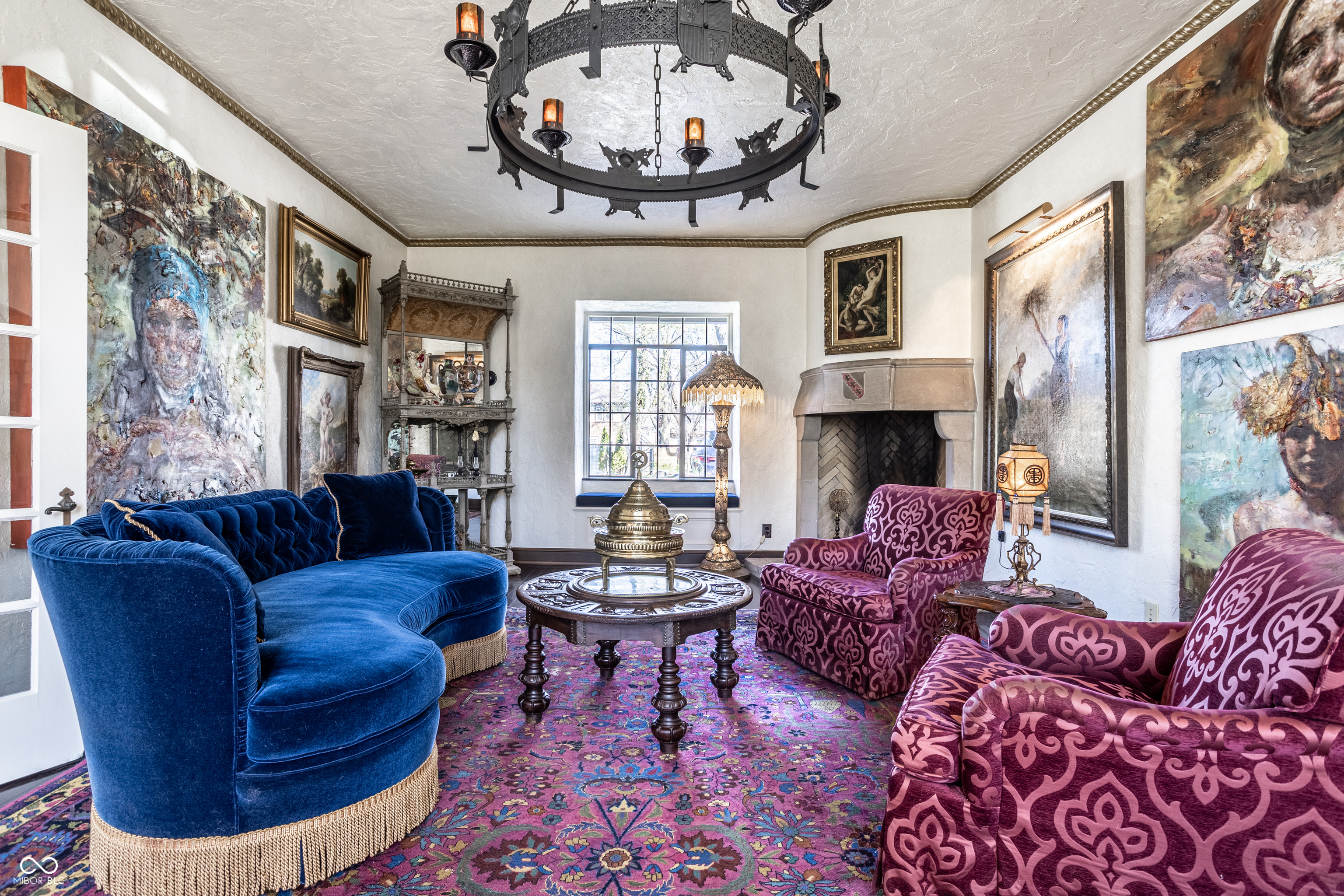 3674 Watson Road Indianapolis, IN 46205 - Photo 2 of 60