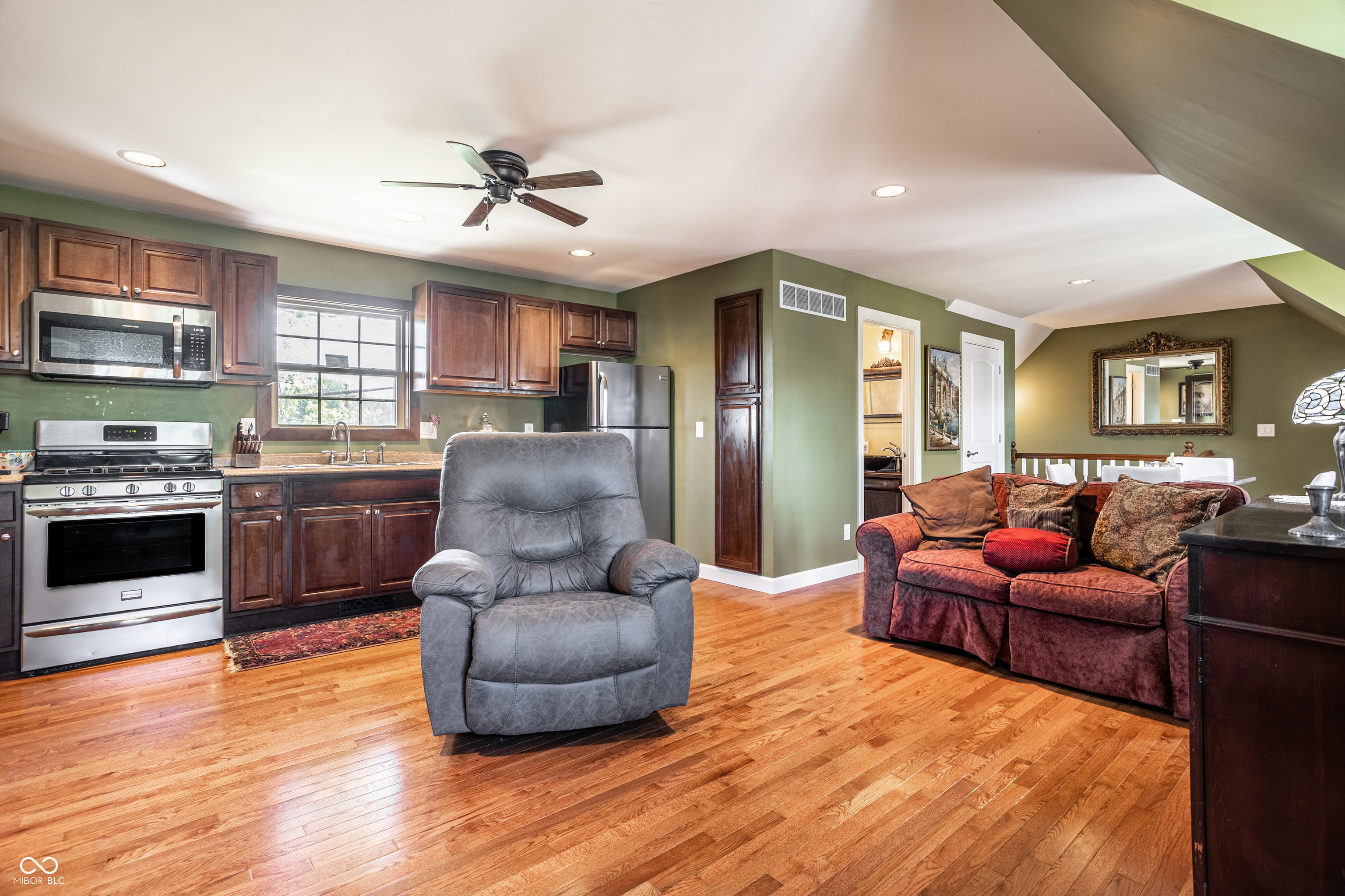 3674 Watson Road Indianapolis, IN 46205 - Photo 24 of 60