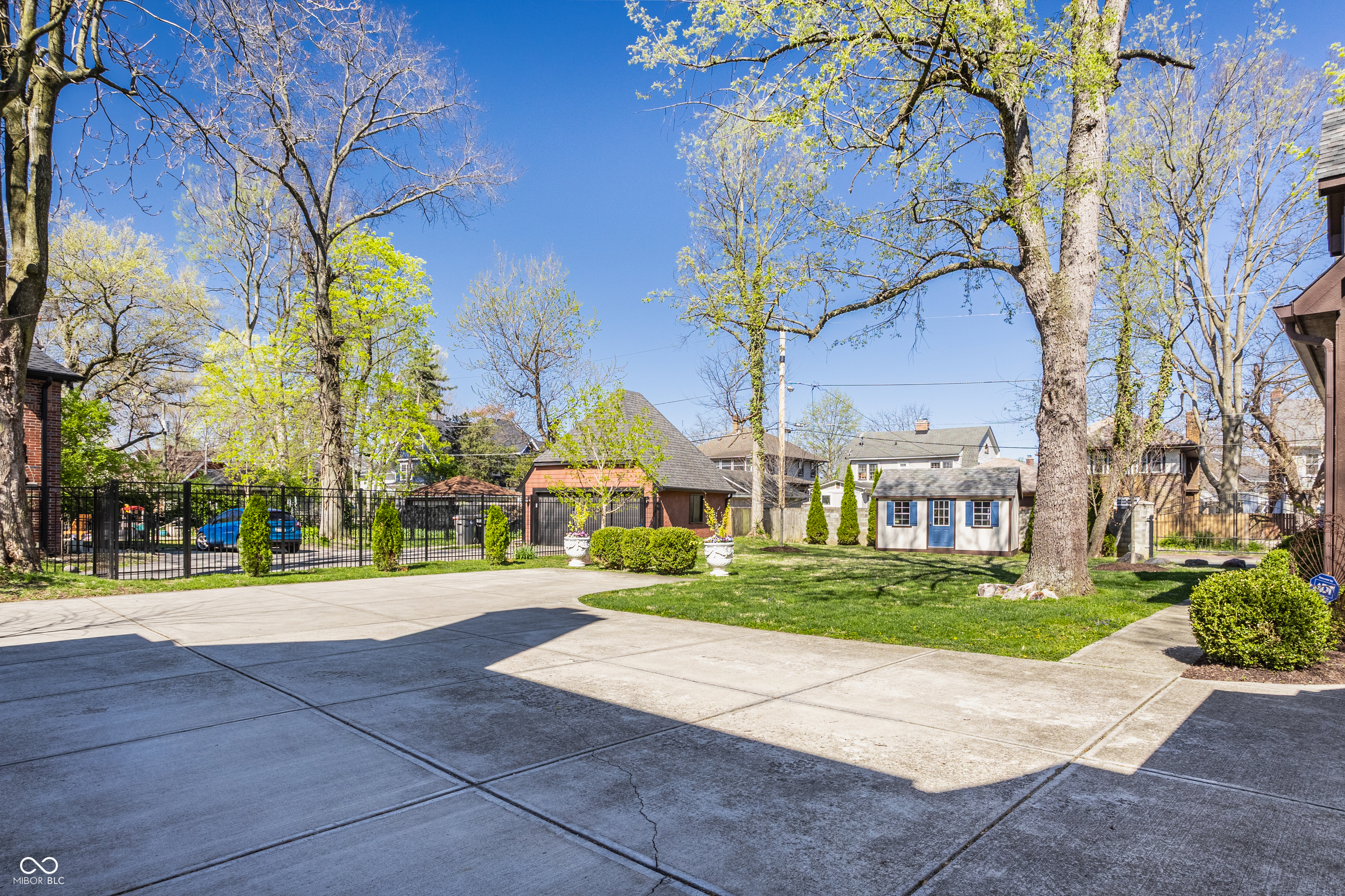 3674 Watson Road Indianapolis, IN 46205 - Photo 50 of 60