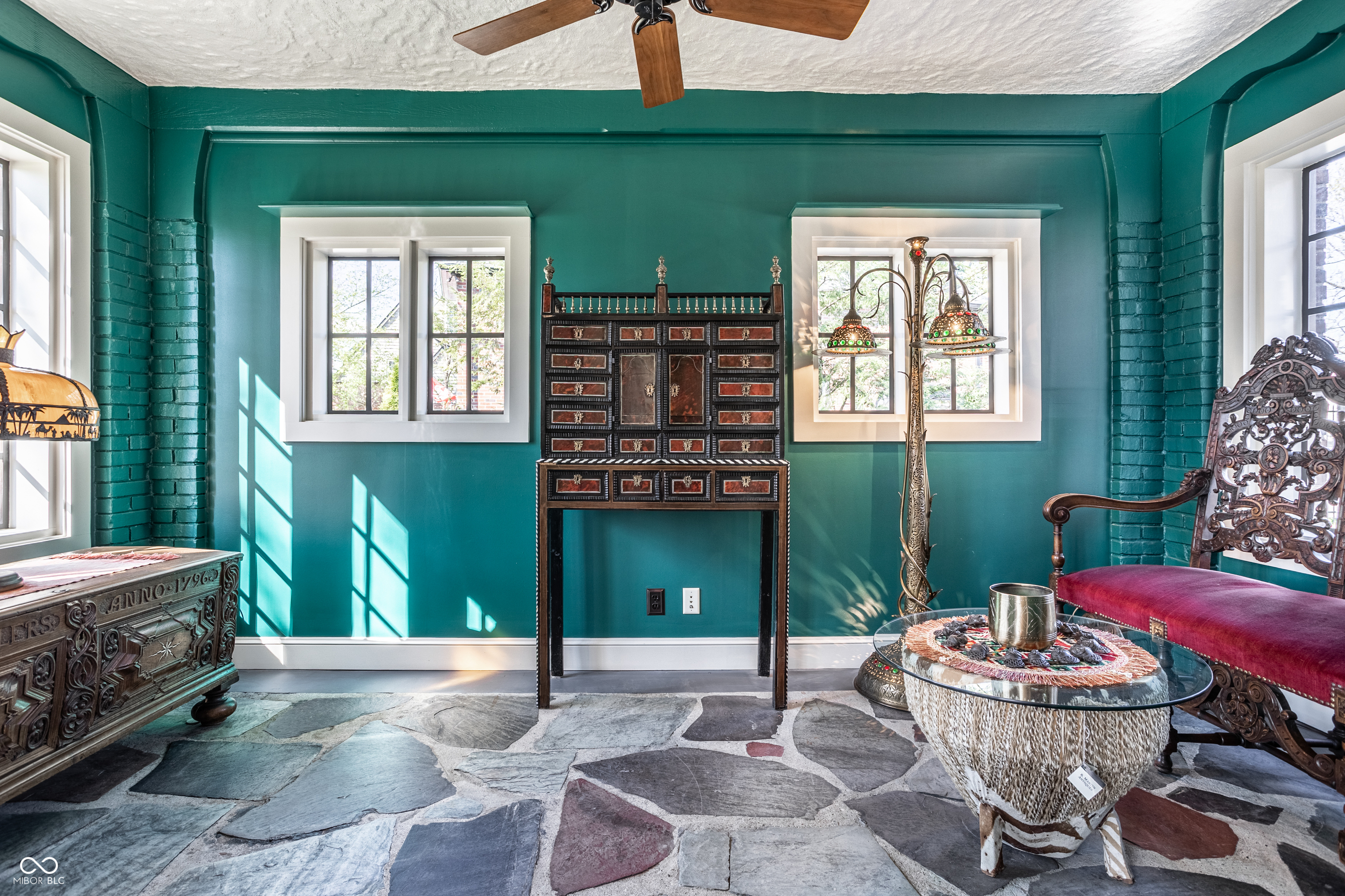 3674 Watson Road Indianapolis, IN 46205 - Photo 8 of 60