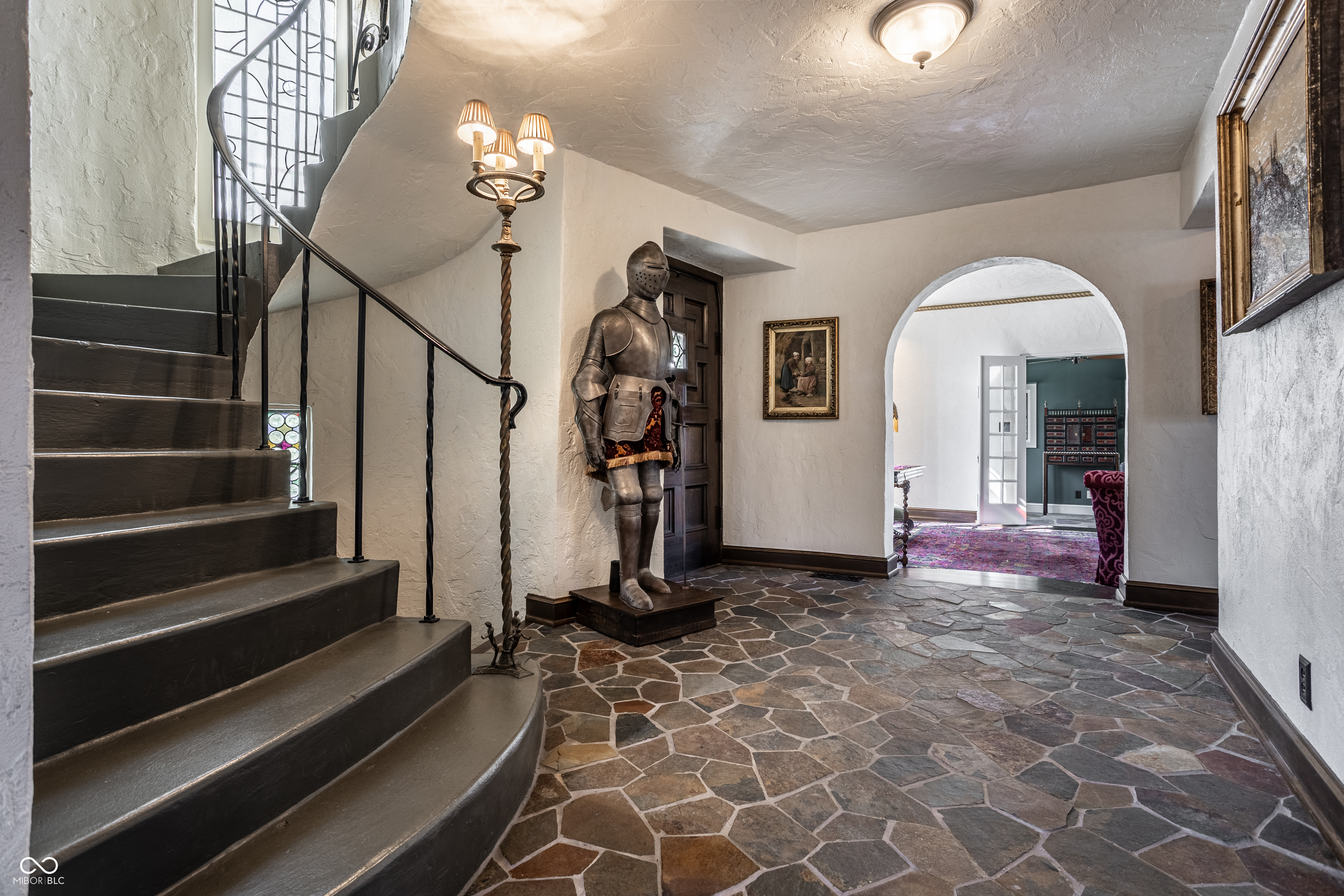 3674 Watson Road Indianapolis, IN 46205 - Photo 10 of 60