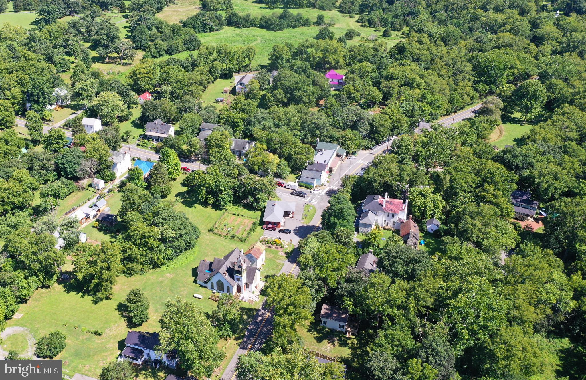 1862 Millwood Road Boyce, VA 22620 - Photo 5 of 10 Just down the road from the heart of Millwood