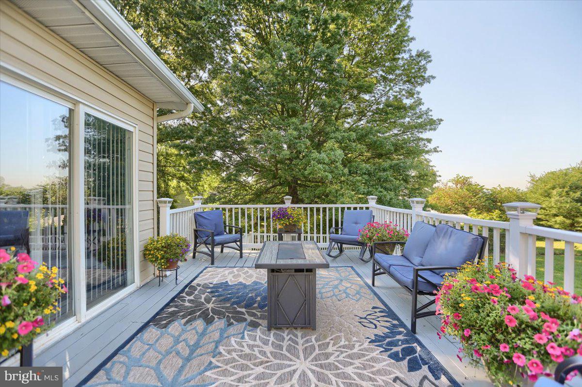 790 Copenhaffer Road York, PA 17404 - Photo 2 of 44