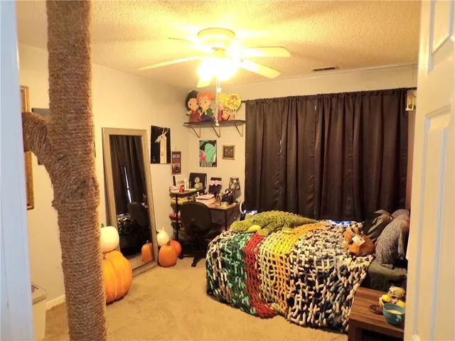 $192,000 | 101 Woodlawn Place, Windsor, MO 65360