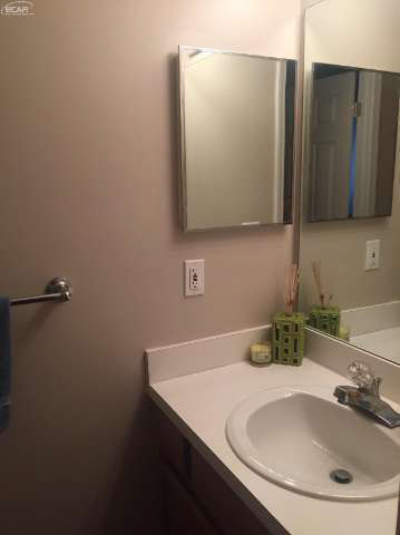 9462 Timber Ridge Drive Grand Blanc, MI 48439 - Photo 15 of 28 21170231-14.JPG