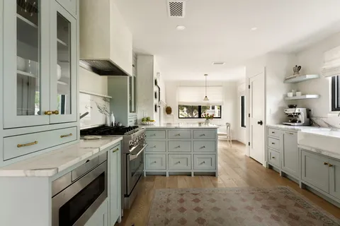 $845,000 | 9101 Echo Point Cove, Austin, TX 78759