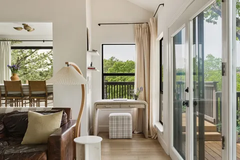 $845,000 | 9101 Echo Point Cove, Austin, TX 78759