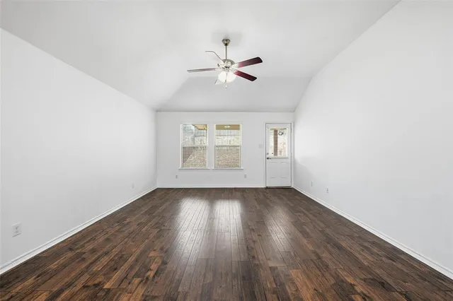 $2,500 | 10844 Live Oak Creek Drive, Fort Worth, TX 76108