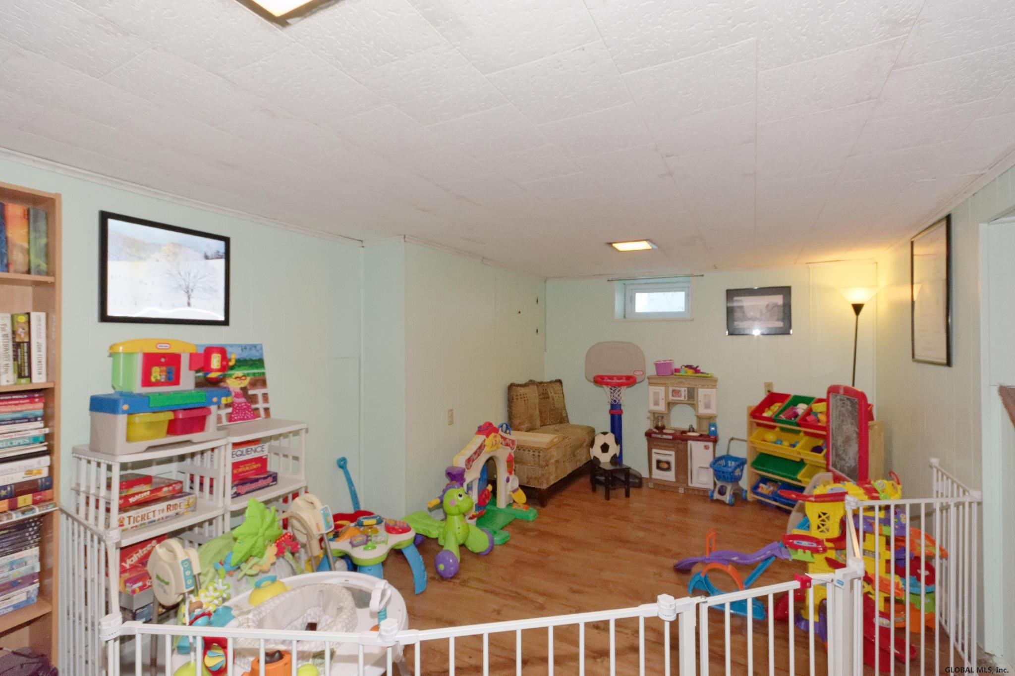 62 New Shaker Road Colonie, NY 12205 - Photo 27 of 41 Photo 27
